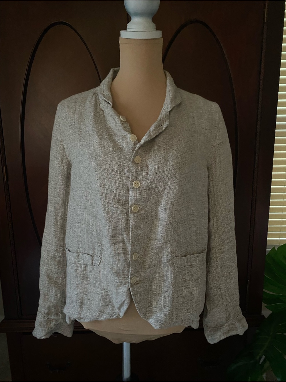 Sundance Natural Beige Textured Button-Front Blazer medium. NWT